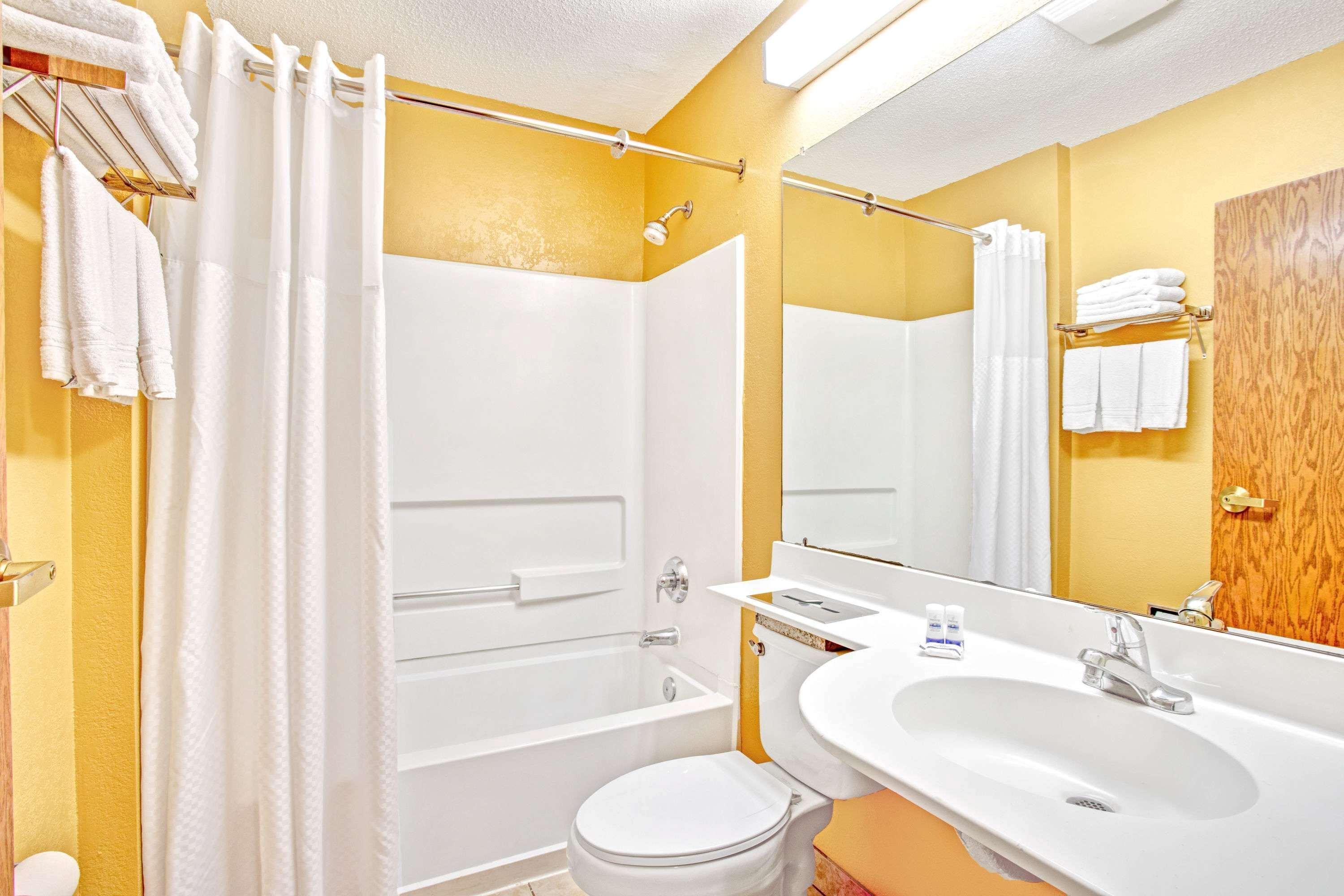 Microtel Inn & Suites Newport News Dış mekan fotoğraf